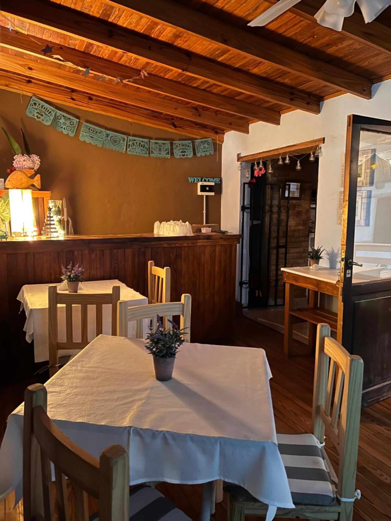 Hosteria Isabel Departamentos Y Habitaciones Con Bano Privado Лас-Грутас Екстер'єр фото