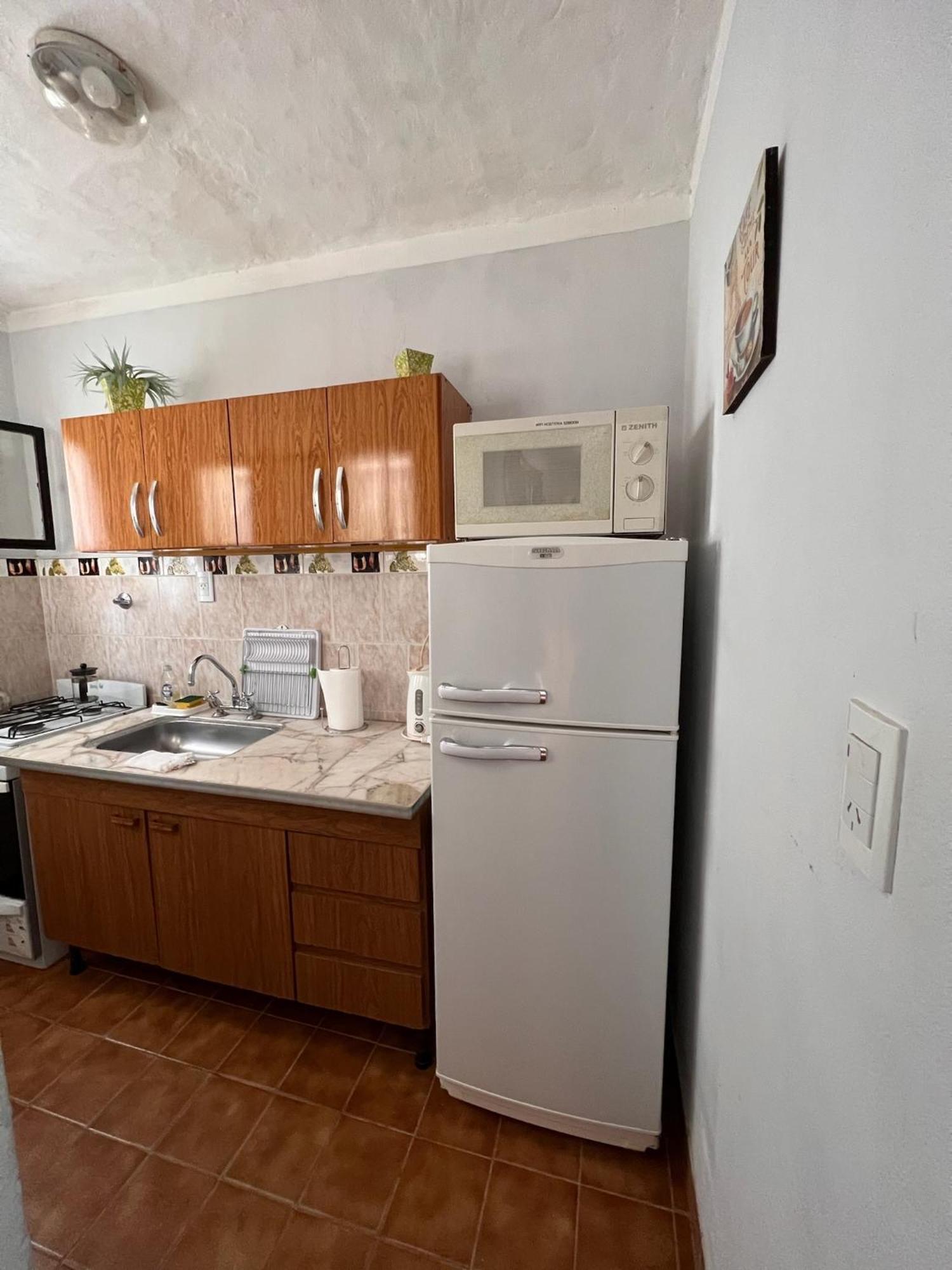 Hosteria Isabel Departamentos Y Habitaciones Con Bano Privado Лас-Грутас Номер фото